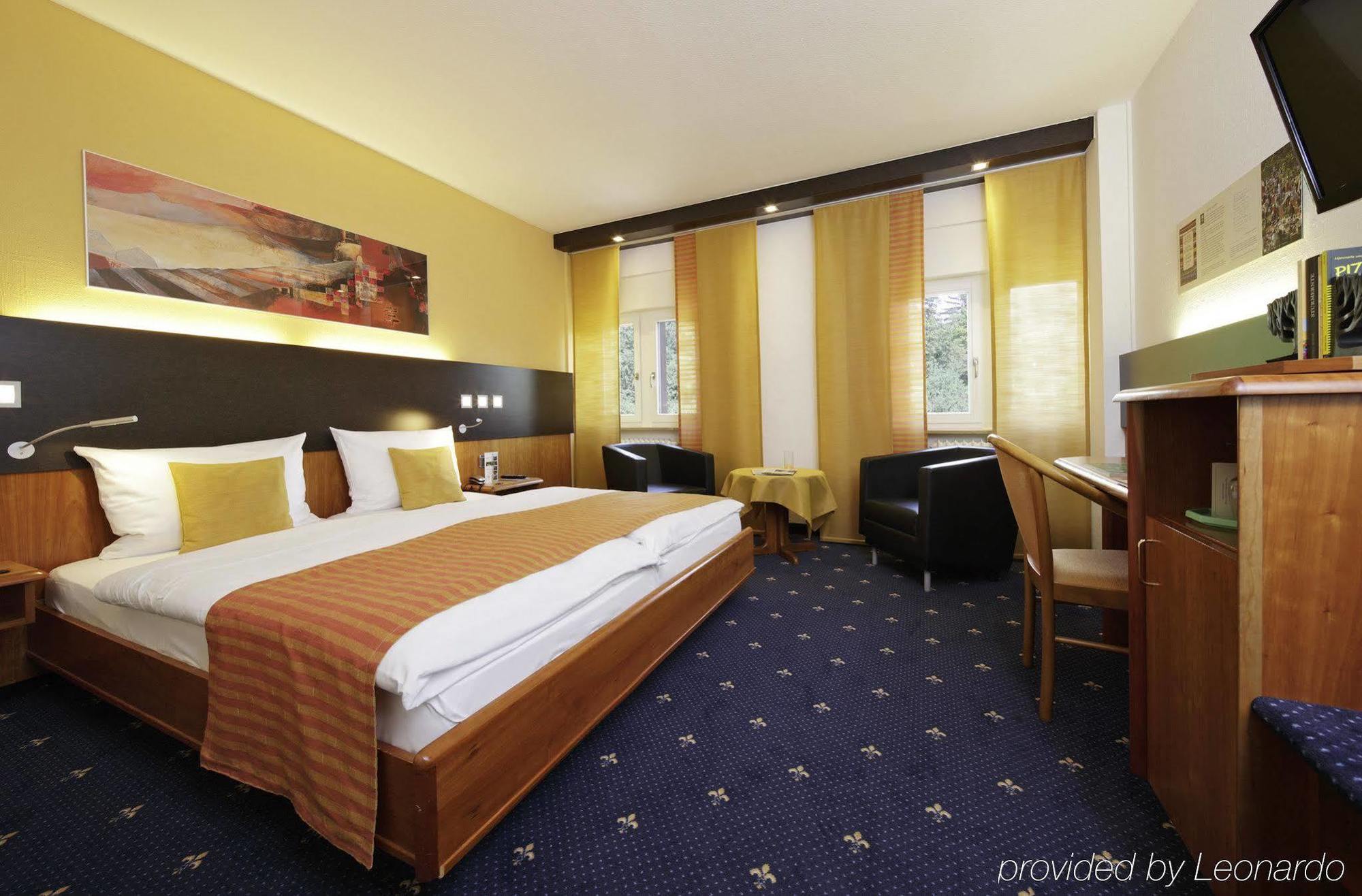 Hotel Park Post 4*